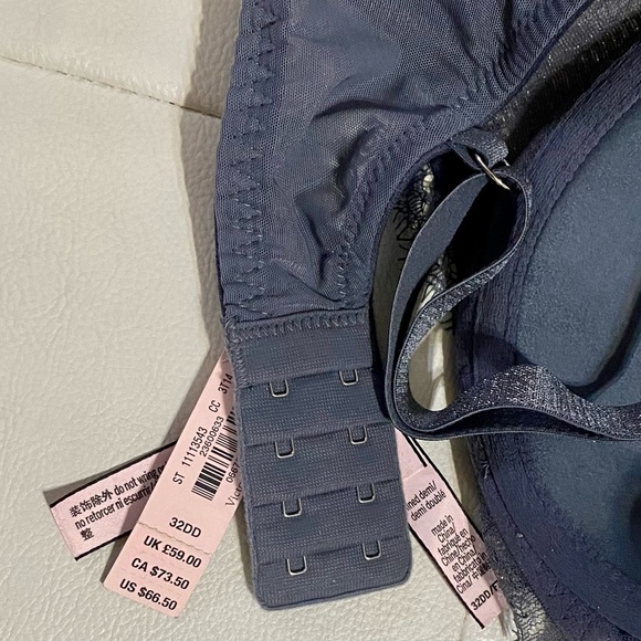 DREAM ANGELS Victoria’s Secret
Lightly Lined Lace Trim Demi Bra; Never Worn! - Picture 5 of 6